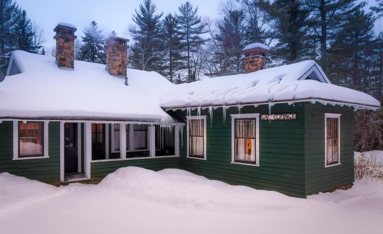 Отель White Pine Camp Paul Smiths Экстерьер фото